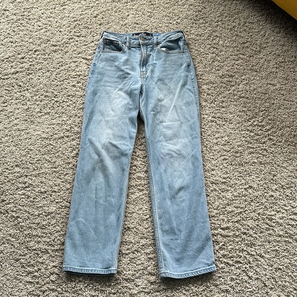 Hollister Ultra High Rise Vintage Straight Jeans